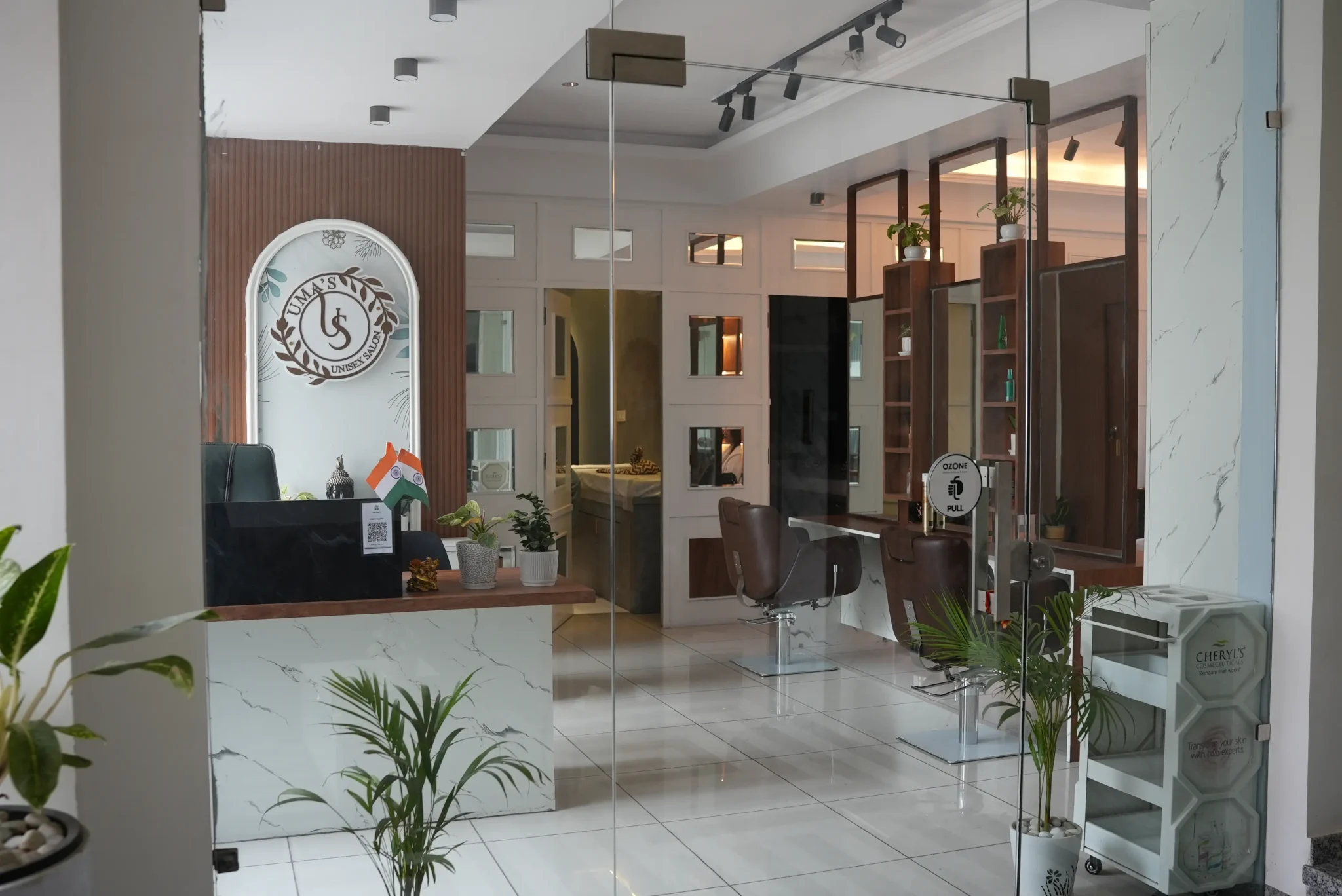 Beat Hair Salon in Sardarpura Udaipur
