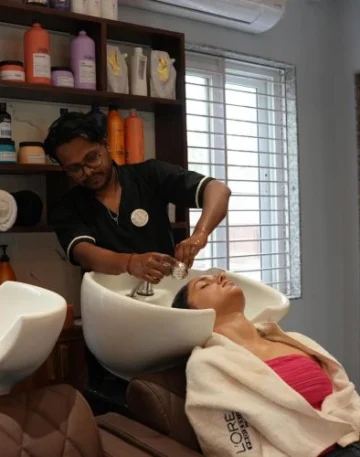 Unisex hair Salon in Udaipur